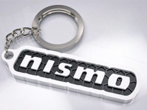Brelok logo Nissan Nismo