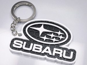 Brelok logo + napis Subaru